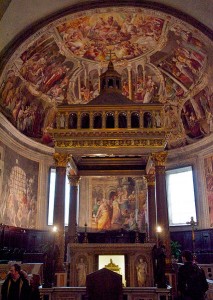 Frescoes altar St. Peter in Chains Basilica Rome church -- Taken by Luca Volpi (Goldmund100) 