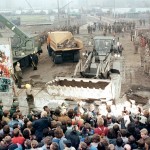Demolishing Berlin Wall, November 12, 1989
