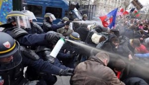 Police using tear gas against peaceful defenders of marriage and family