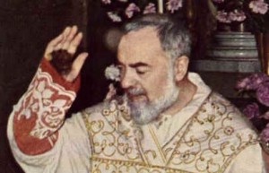 St._Padre_Pio Stigmata[1]