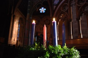 20 Ways to a Holy Christmas Through Advent