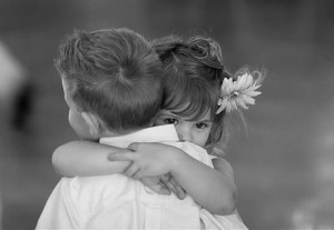 children hugging