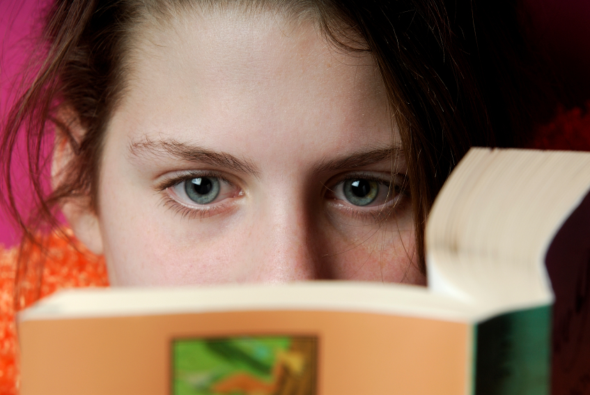 http://www.catholiclane.com/wp-content/uploads/girl-reading1.jpg