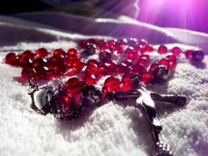 red-rosary
